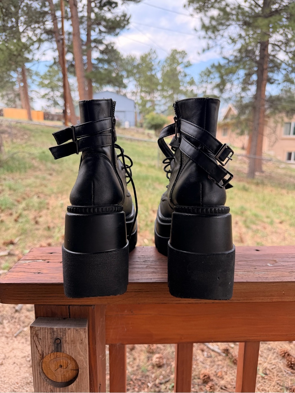 Demonia Shaker-65 Black Lace-Up Platform Ankle Boots - Picture 9 of 14